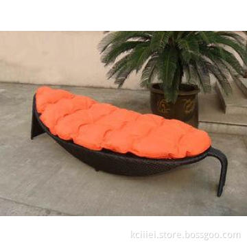 Outdoor Rattan Daybed For Hotel / Building , Fashion Leaf S